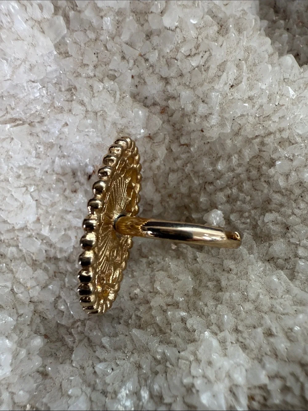 Vintage Sarah Coventry Cameo in Gold-Tone with Sky Blue Oval